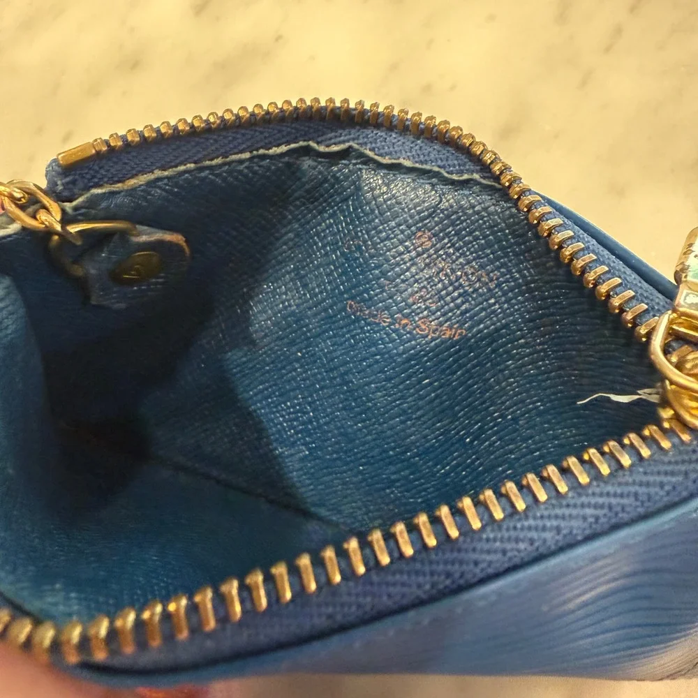 Louis Vuitton Epi Leather Cles Key Pouch Blue Gold Hardware Made in Spain